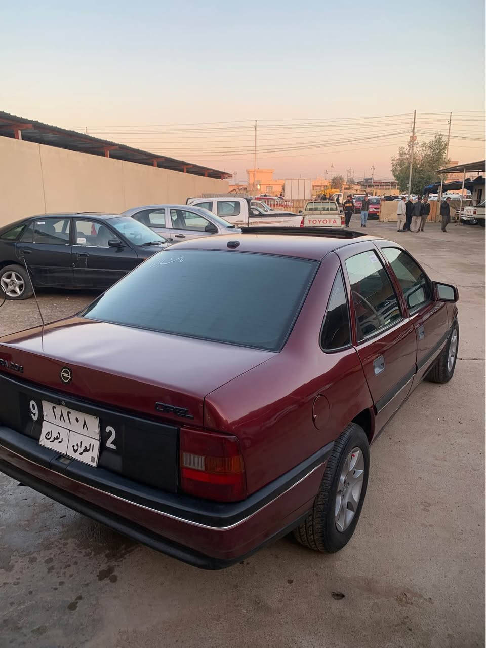 سلام عليكم 
ئوپل فيكترا فول فول
موديل :1992
حجم:20
گير.ئوتوماتيك
بدون دعم
عام بخ لل جمالية
رقم و سنوية هسة خلسان
تحويل و وكالة شرط
غرامات شرط
سيارة جاهز بدون مصرف 
سعر 48$و بيها مجال
مكان ناحية روفيا مدينة معارض
*********** اكر, نينوى
