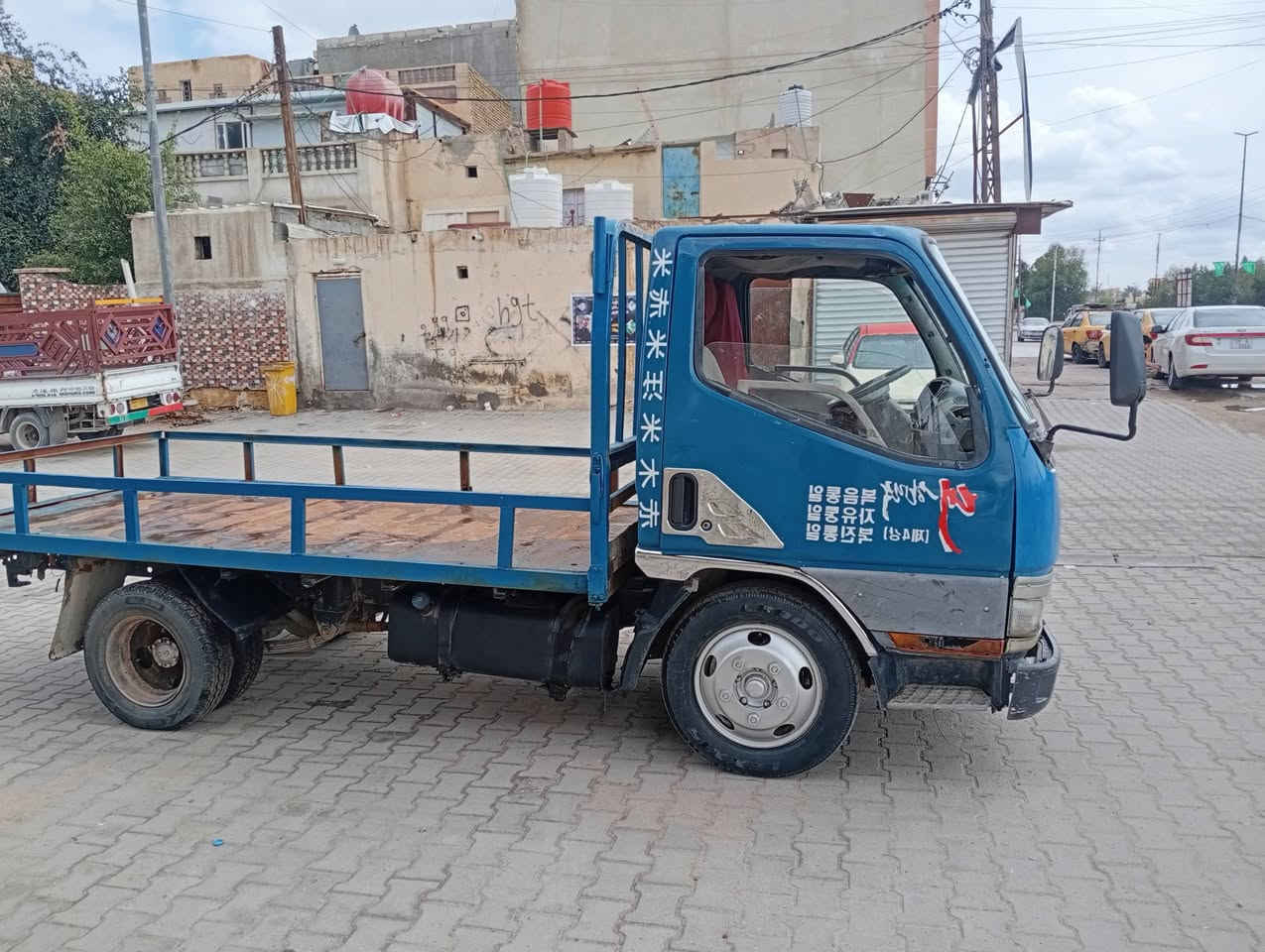 اسلام عليكم بزون ثابت سياره جاهزه مكفوله كير مكينه سياره حلوه مكفول ساصي ادوات سعر 30 العنوان بصره رقم الهاتف ***********
