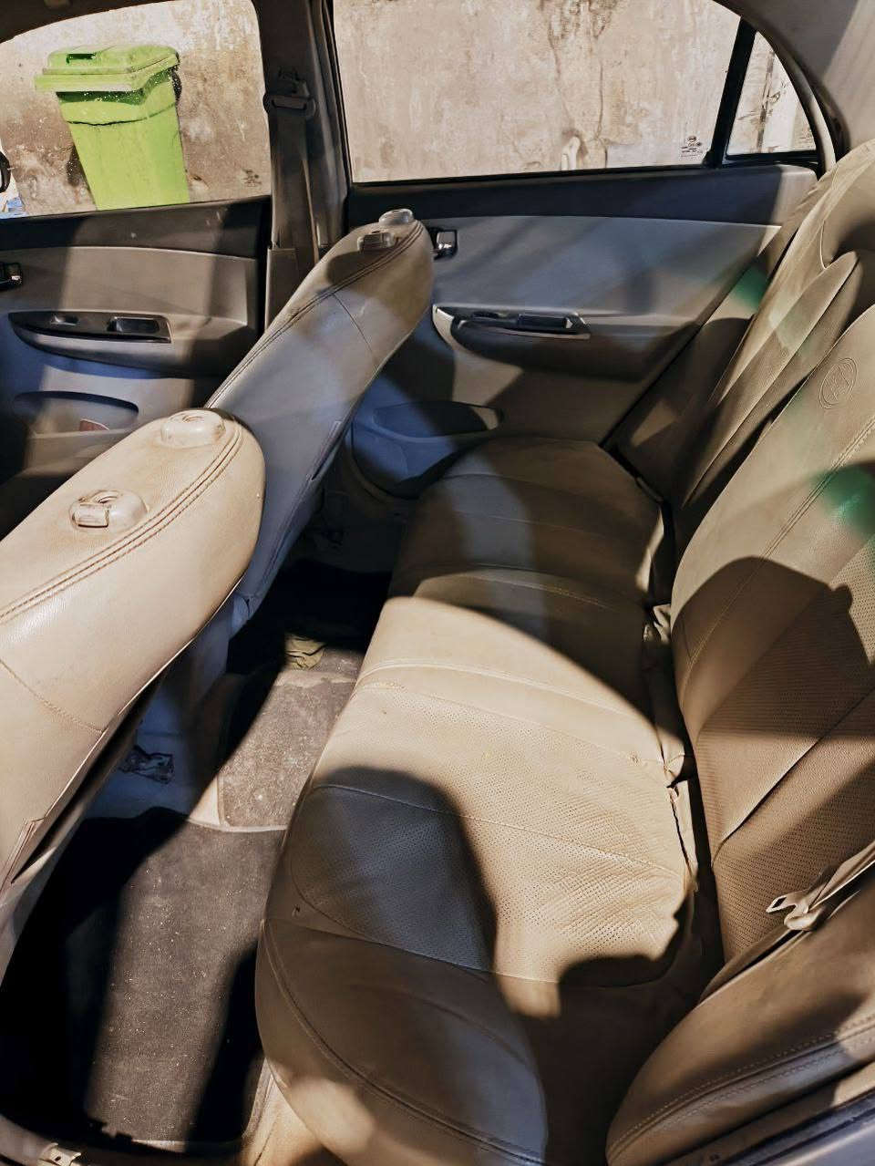 يالله سلام عليكم شباب عندي سياره بيوايدي لبيع مديل 2016 سياره حلوه بس عوزه شوي ترتيب مكينه ستوه بادي بيه خيط تبخير قليل كلش كير مكفول اوتماتيك كهربيات كله شغاله سياره بصمه تنته تحكم ستيرن راعيه موجود تريد وكاله لو تريد تحويل أنا عندي وكاله بيه سياره مصبوغه كله مكاني بصره السعر 19 وبيه مجال رقمي ***********
