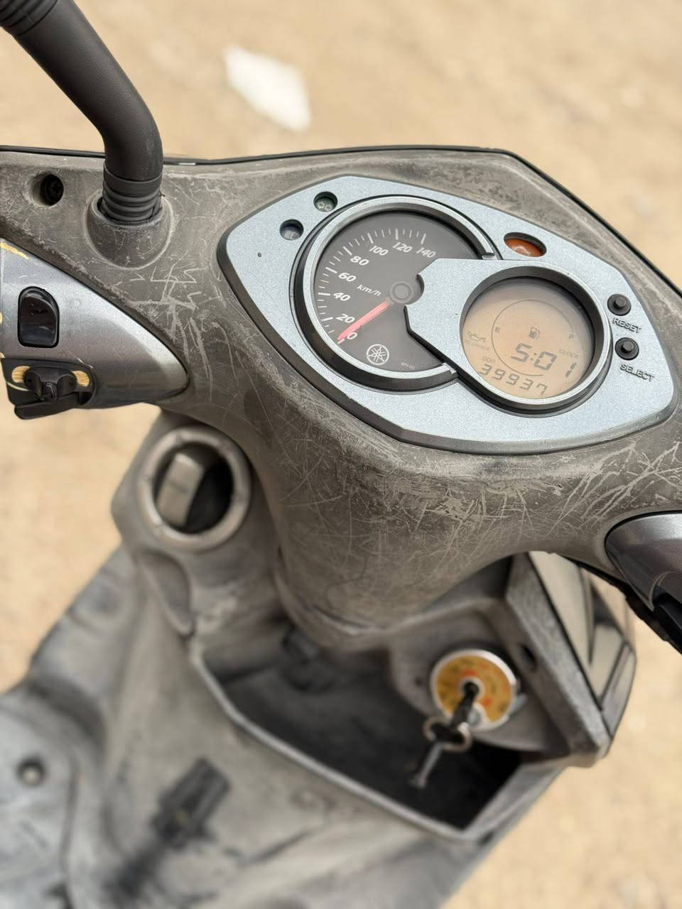 سلام عليكم ✋🏻 سكنس فحل نوزل خطين ياباني استان حساس قبق نفخ الدراجه جديد وبلاديه مابيعه نقص برغي كلهه شغاله كهربائيات💡 حساسات اشاير سلف هندر نكره مكفوله كفاله عامه اوراقهه كامله الدراجه🛵 مدفوع كمرك وصولات موجوده دراجه اصوليه المكان 🏠بغداد البياع السعر💰 800وبيهه مجال حك الجيه 📞 ***********
