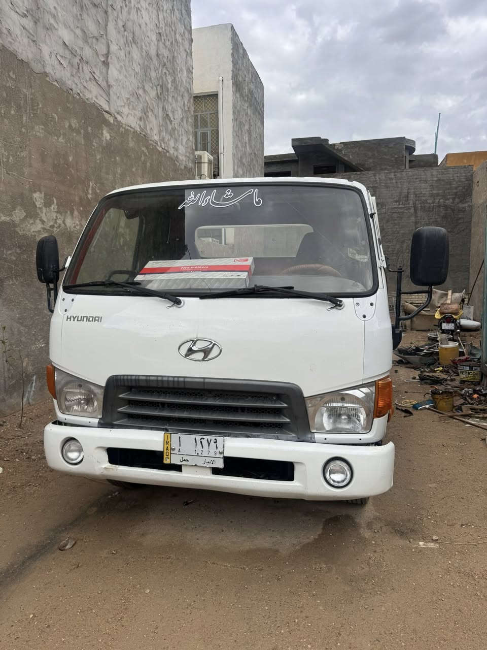 هونداي ٢٠٠٩ سطحي تخم تاير جيد بدي نزال ٣ جكات جديد كهربائي السيارة كله بالوني اصلي بكره السحب ٧ طن أمريكي  مكينه لا بخار لاتنقيص سنويه بسمي تحويل مباشر 
عنوان الفلوجه 
***********
