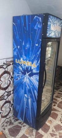 من رخصه ادمن الكروب  عوارض للبيع 3 عاموديات و1 طرحيه  سبب البيع اسواق ...