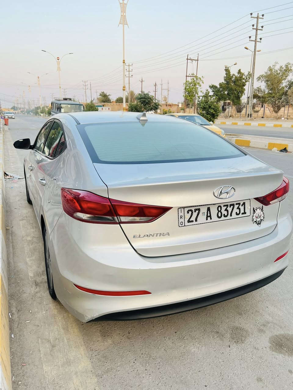 الانتره 18 امريكي كتاب الفحص بالمنشور
محرك 2000
سياره جاهزه مكاني ناصريه مركز 
***********
السعر 125مجال بسيط
