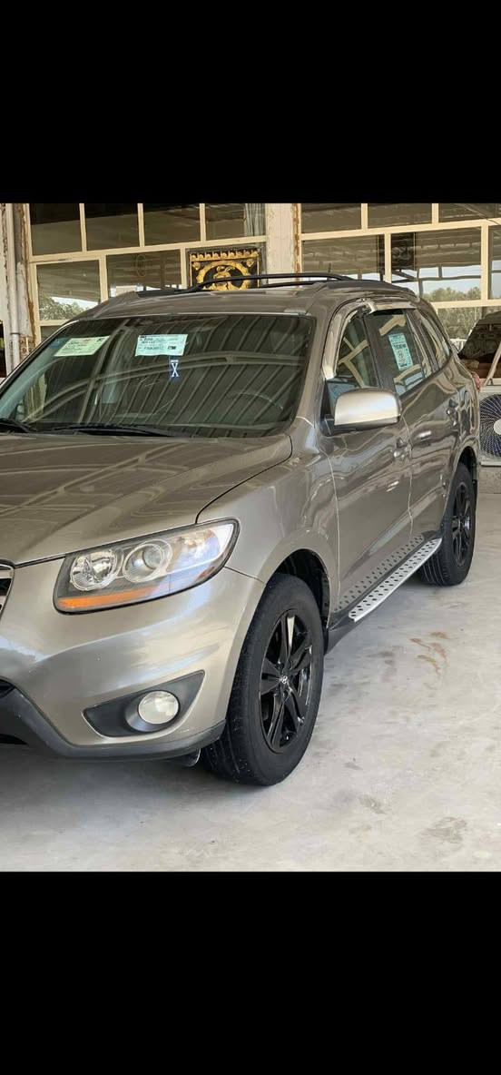 سنتافي موديل 12مكينة 6 كير مكينة مكفولات حدادة جديدة تدفئة تبريد كلة شغال ما بيهة اي نقص مكفولة من الضربة بس جاملغ على البارد صبغ حزام أثر شخوط رقم بغداد بأسمي 130 وبيها مجال بسيط تفاصيل أكثر اتصل بهذا الرقم ***********.. الاتصال بالرقم فقط لاني مكلف بالنشر.
