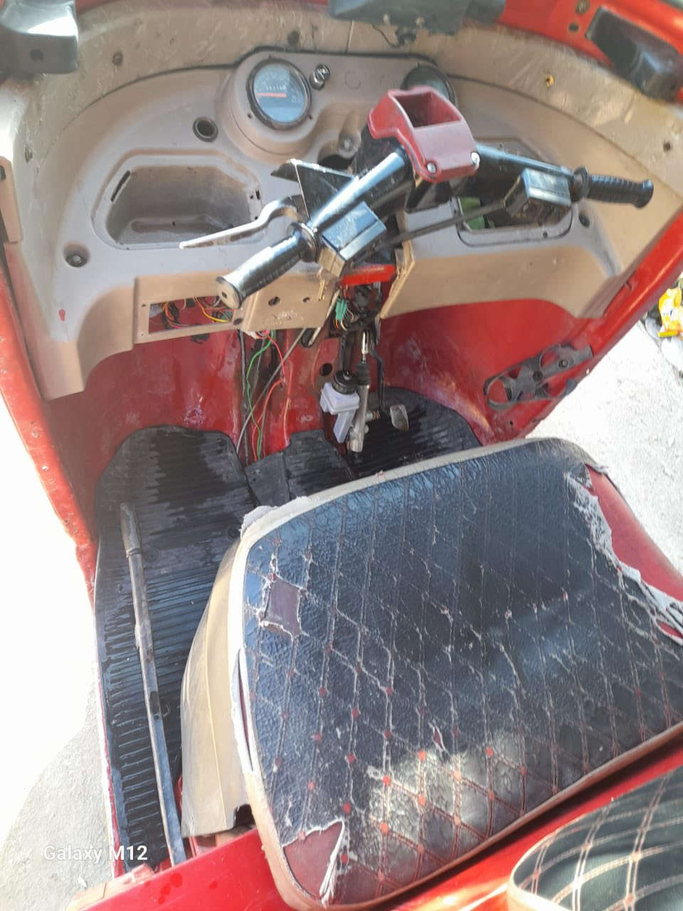 اسلام عليكم تكتك للبيع 2017اوراق أصوليه معمره درسات تجفيت جديد كهربائياته شغاله عوزه ترتيبات شي قليل  رقم ***********مامتواجد ع الفيس للاستفسار اتصل على هذه الرقم
