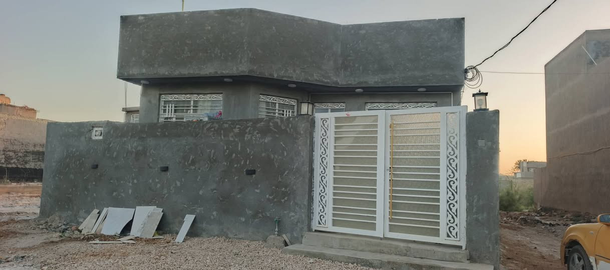 يا الله عرض مميز 
سلام عليكم بسعر مناسب 
بيت 200متر طابو زراعي ملك صرف تحويل مباشر 
ركن على شارعين 
خدمات كامله 
البيت جديد البناء مالته 2026 كمل
العنوان حله طهمازيه قرب فرن المصطفى 
التفاصيل أكثر بالفيديو 

السعر والتفاصيل أكثر خاص او الاتصال على الارقام او المراجعه مكتب الرحمن حله شارع 100 
#ملاحظة# لمن يرغب في
 عرض عقار او ارضه طابو صرف او طابو زراعي عليه مراسلتنا او الإتصال
***********
***********
