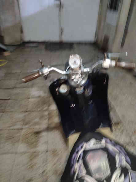 السلام عليكم دراجة عبد الحليم للبيع مكاني السيدية الرقم *********** السعر 215 وبيها مجال
