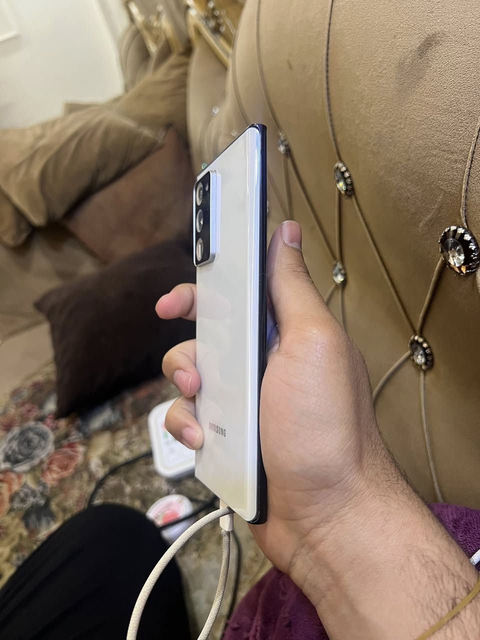 سلام عليكم 20 ألترا
السعر ٣٥٠ أو مراوس ايفون 13 وفوك 
العنوان بغداد الدورة ***********
