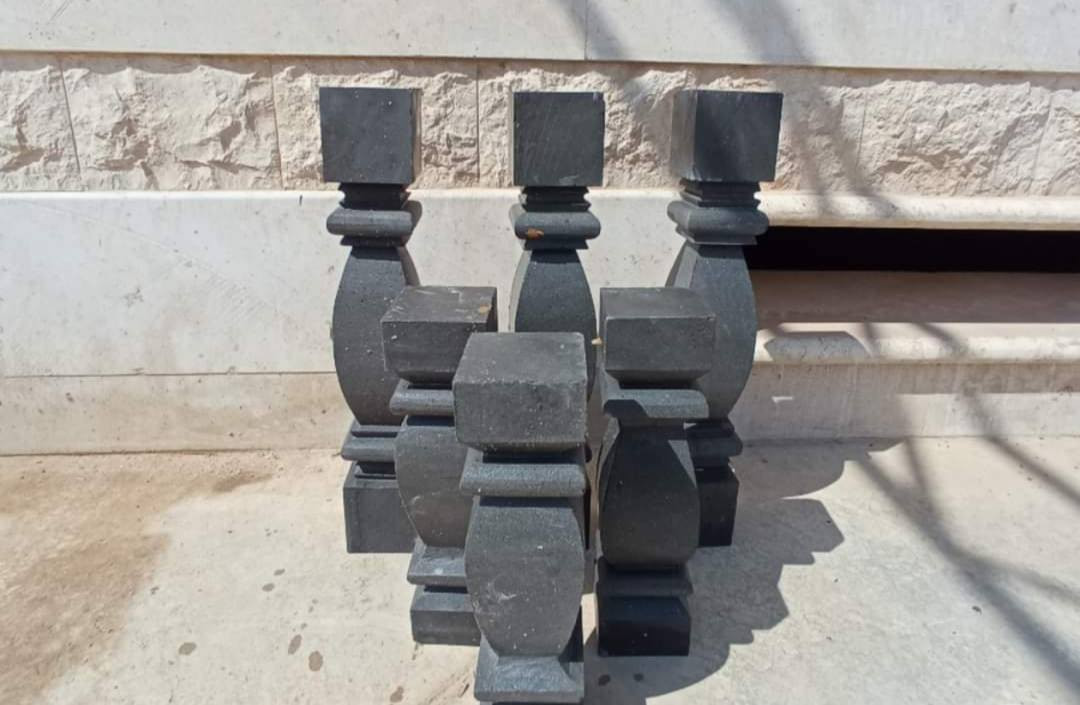 حجر البازلت الطبيعي
#stone 
#basalt


**إذا كنت صاحب هذا الإعلان وتريد حذفه لأي سبب، رجاءا أرسل رسالة إلى الدعم الفني**