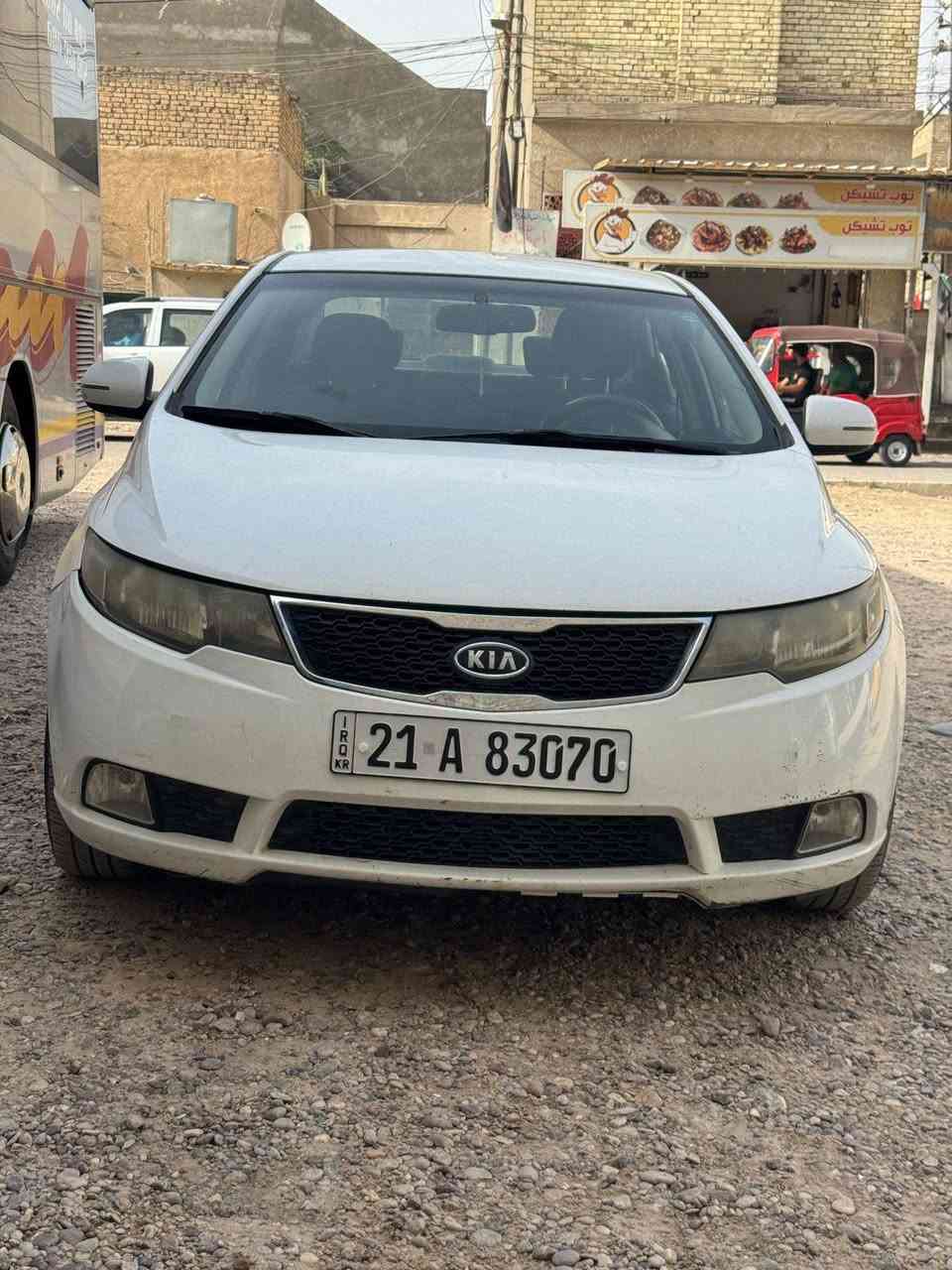 سيراتو ٢٠١١ بيها جملغ خلفي صبغ والباقي مقفول رقم سليمانيه شمالي بسمي فقط تحويل احول السعر ١٠٥ وبيها مجال شي بسيط رقم الهاتف *********** بغداد العبيدي الاستفسار أكثر اتصلو على رقم
