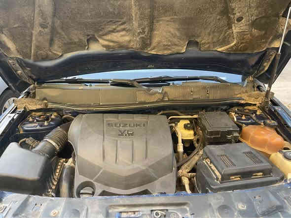 السلام عليكم سازوكي XL7 سبعه راكب 2008السياره رقم بغداد وبسمي السياره  فول ماواصفات كلش حلوه  ونطيفه  وكلشي بيها بلادي  مكينه 6سلندر  مكانه بغداد السيديه السعر 87وبيه مجال *********** بغداد
