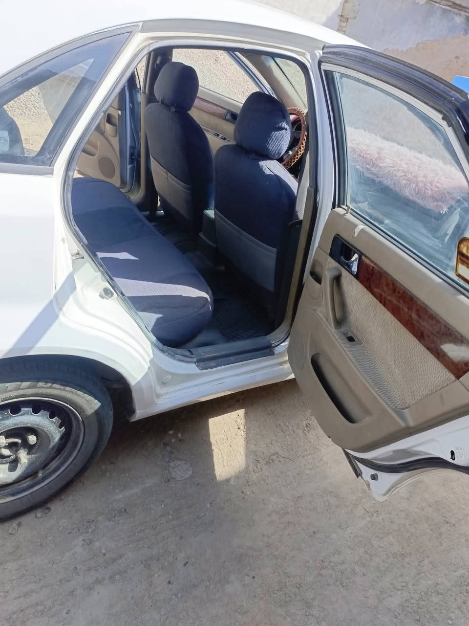 اوبتر لبيع 2004 السنويه 2030
بسمي تحويل مباشر السعر 45 او بيه مجال 
او اذ اكو مراوس حسب القناعه لا اتصال ع الرقم ***********
