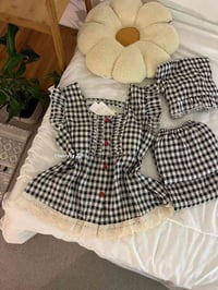 ملابس • توصيل • حجز خاص