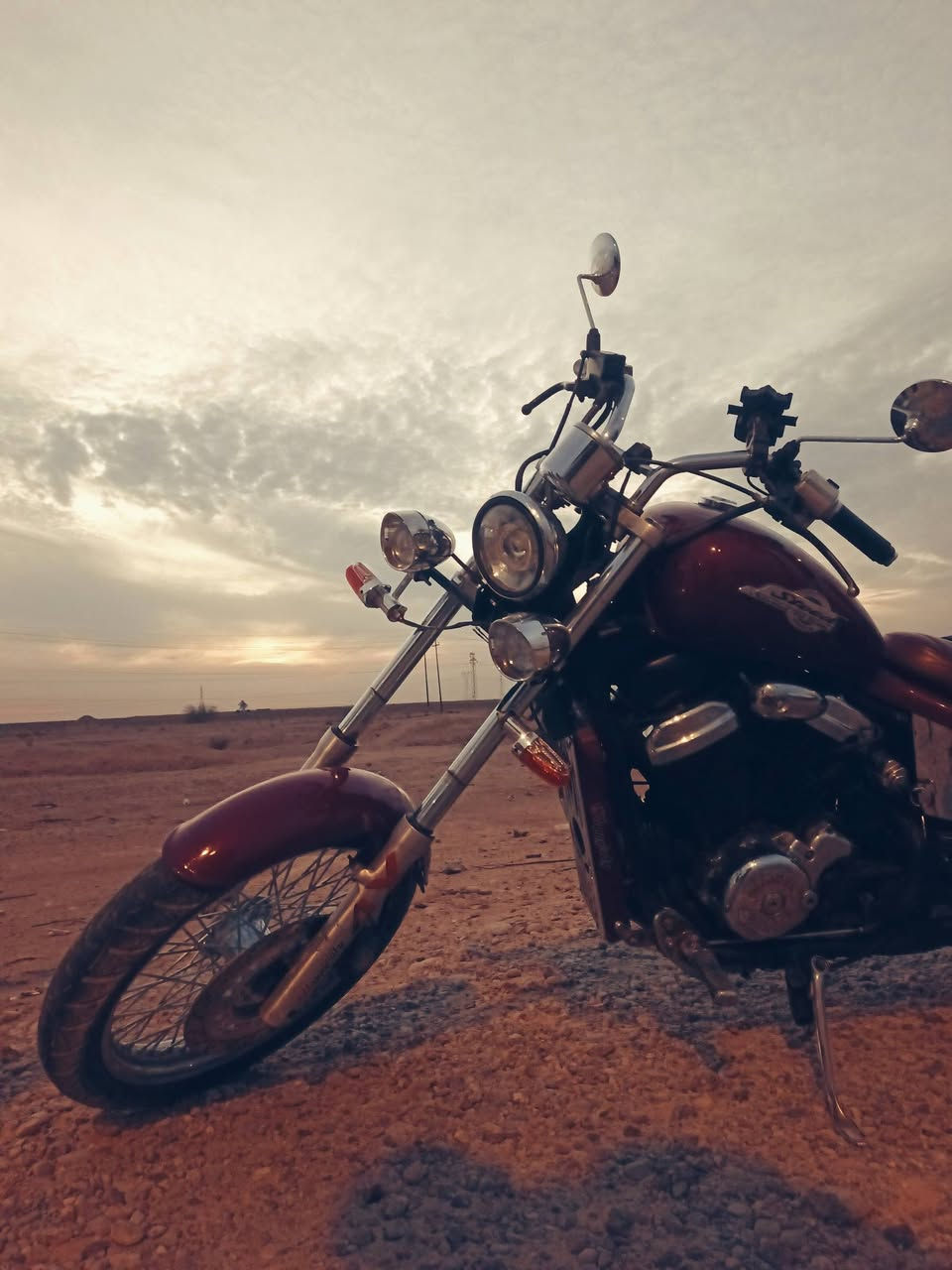 هوندا ستيد 400cc
النضافه فول شوفة العين
محركه بي خربطه بالخانه الاماميه مرات تشغتل وتصفه مرات تطفه وتدخن 

دراجه خير من الله كهربائيات وسلف نكره 
هورن عالي
لايتات عالي ناصي 
بگ لايت 
مجرد الخانه الاماميه بيها خربطه📛 
الباقي كله شرط 

السعر مليون وبيها مجال للشراي 
 المكان صلاح الدين تكريت
اتصل ***********
