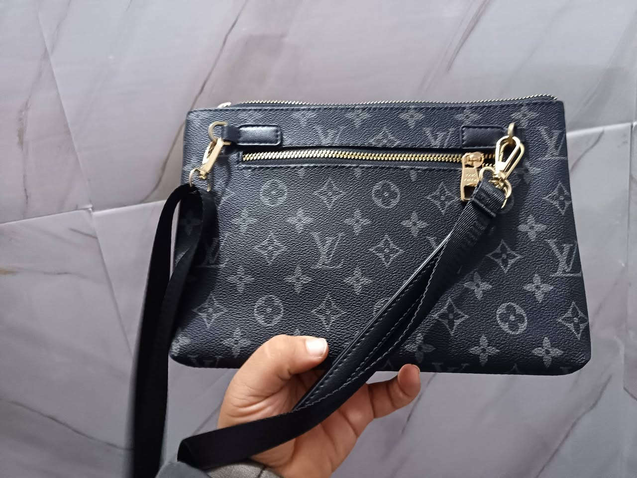 السلام علیکم جنطه للبيع جديدة اصليه توصيل موجود جديده


**إذا كنت صاحب هذا الإعلان وتريد حذفه لأي سبب، رجاءا أرسل رسالة إلى الدعم الفني**