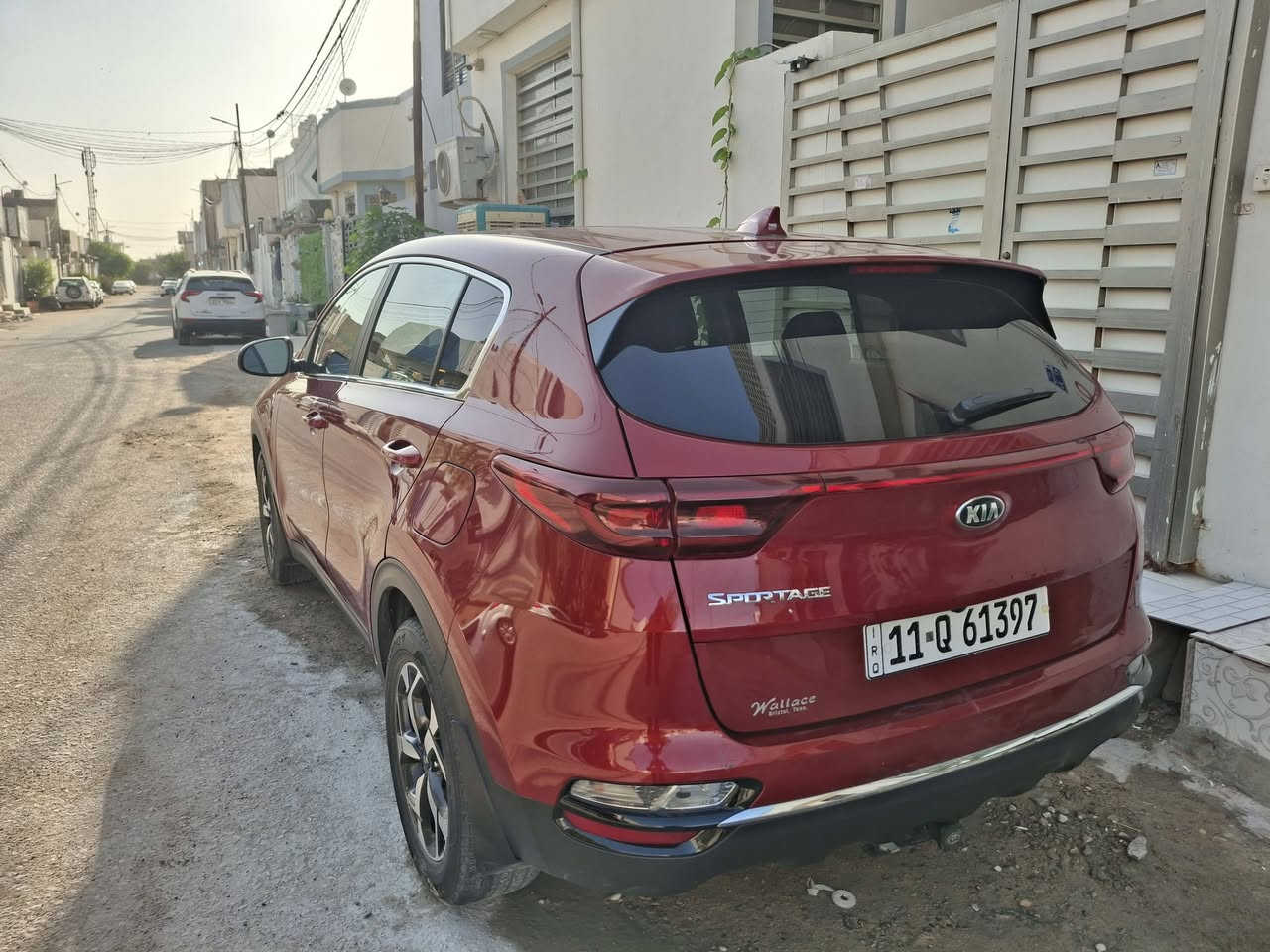سلام عليكم من رخصة الادمن
كيا سبورتج وارد امريكي للبيع مستعجل موديل ٢٠٢٢ 
مواصفات العجلة 
ثلاث انضمة قيادة 
مانع تزحلق 
تحديد مسار 
رادار 
كامرا دوارة بلادي 
كشنات مخمل 
شاشة كبيرة تدعم نظام اندرويد 
تخم تاير على وضع امريكا 
عداد المشي ٤٣ مايل 
حادث العجلة تبديل جاملغ امامي ايمن مع بارد قليل بالجنطة 
وجود سونار 
السعر المطلوب ١٦٥ $ مع مجال 
للاستفسار اتصال واتساب ***********

