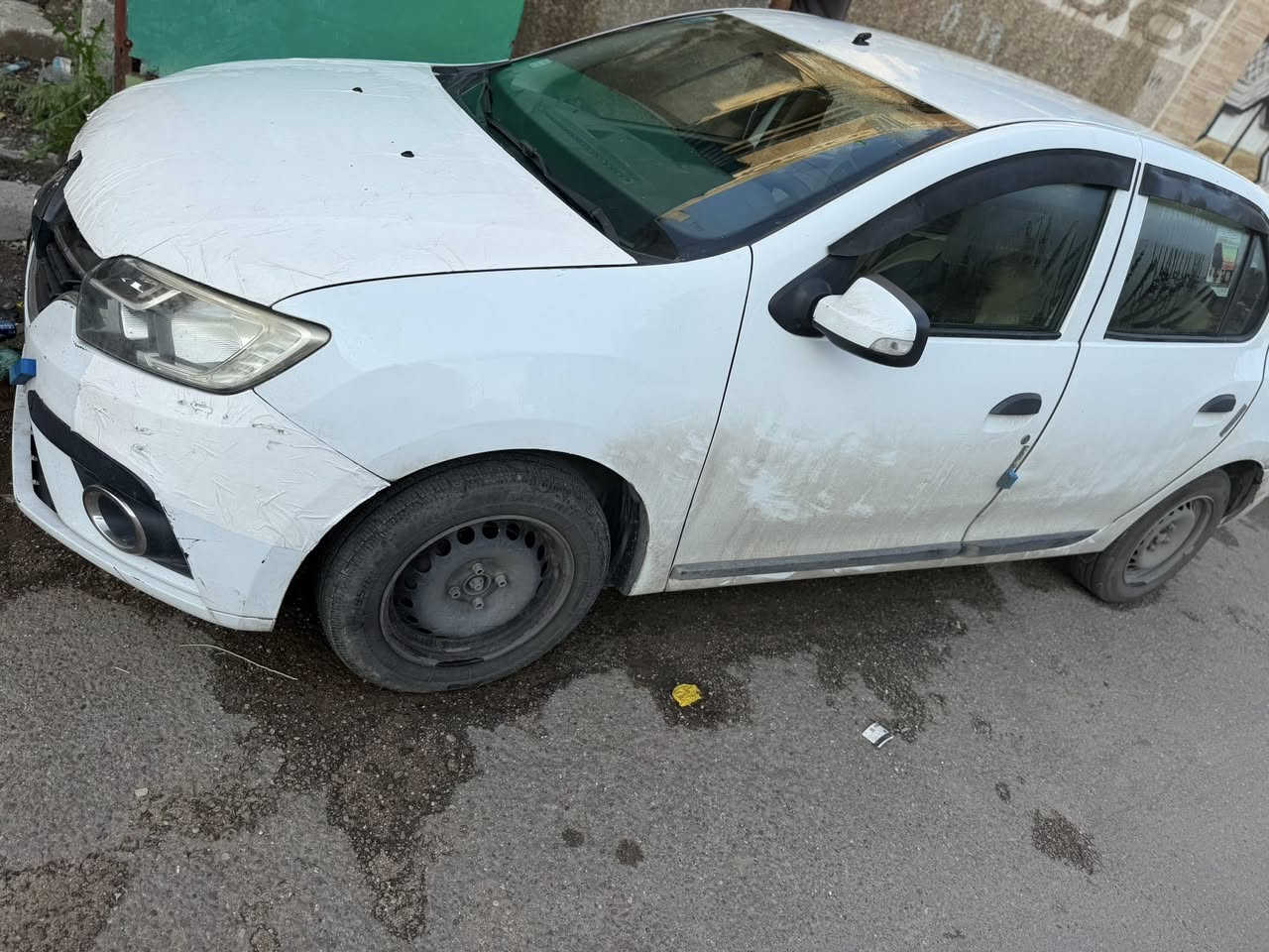 سلام عليكم 
رينو سنبل  رادله غسله 
موديل 2019
مبدل دعاميه اماميه وباب مطاك ايرباك بيه بدون دواخل صدر جديد ادمامه كامله للسياره محرك كير مكفول 
وهاي صور السياره 
سعره ٧٢بيه مجال 
مكاني بغداد 
***********
***********
