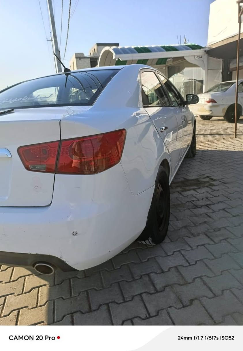 سلام عليكم
سيراتو 2013
رقم اربيل القديم 
سياره بيه ٣قطع صبغ 
فول ماعده الفتحه ول بصمه 
السعر 100وبيه مجال 
الرقم للستفسار 
***********
