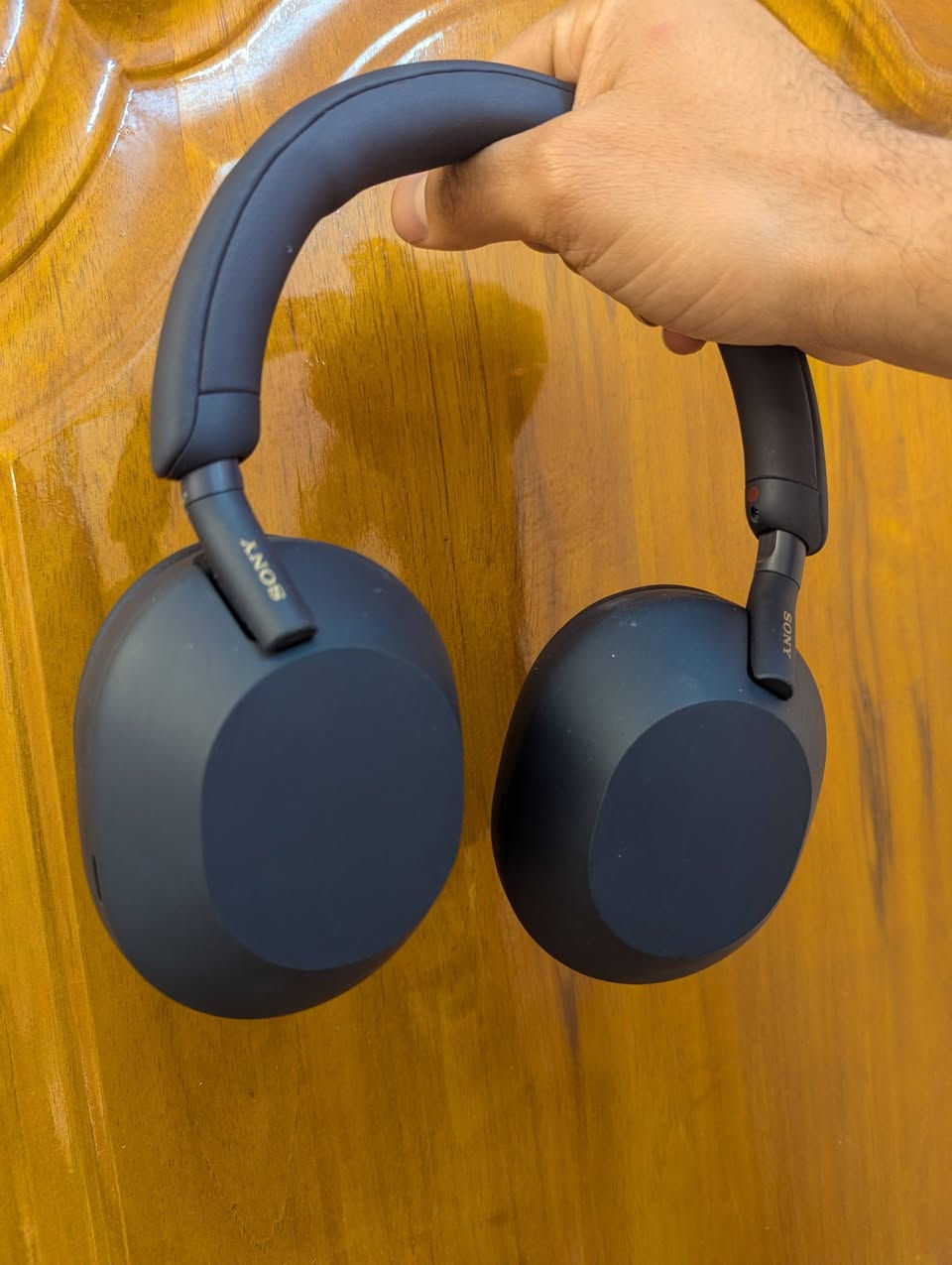 سلام عليكم 
سماعة سوني ام فايف 
الونهه بنفسجي أصلية معة كارتون 
سعرها 185 الف


**إذا كنت صاحب هذا الإعلان وتريد حذفه لأي سبب، رجاءا أرسل رسالة إلى الدعم الفني**