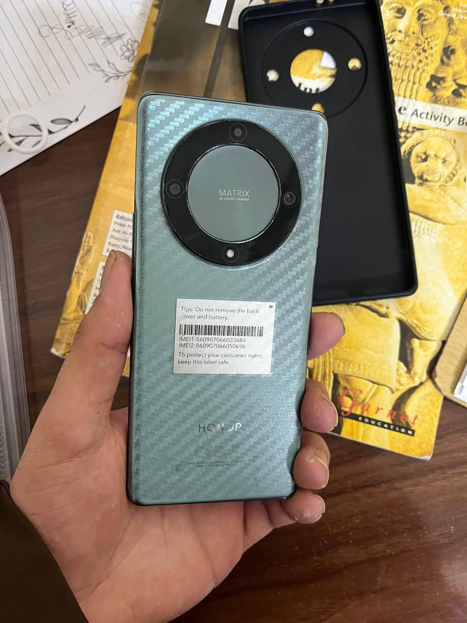 السلام عليكم
هونر x9a
جهاز جديد كلش نضافه 100/100
شاشه مضلع
شاشه امولد
ملحقات بس لزكه وكفر سعر 225 بي مجال حك الجيه


**إذا كنت صاحب هذا الإعلان وتريد حذفه لأي سبب، رجاءا أرسل رسالة إلى الدعم الفني**