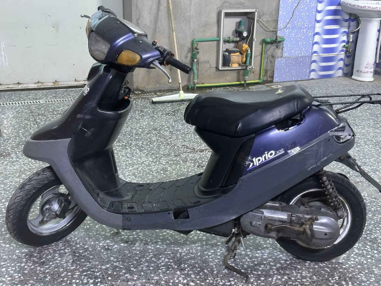 السلام عليكم
دراجه بطه للبيع نقص بك لايت ودبه دهن مكاني بغداد جسر ديالى 150 وبيه مجال بسيط ***********
