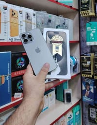 آيفون ١٥ برو ماكس • ٢٥٦ • ٩٠٪