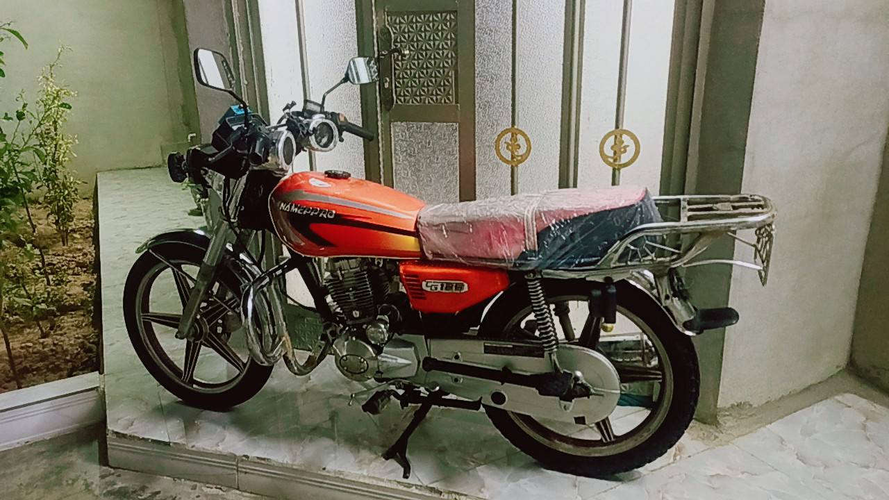 السلام عليكم ماطور خمسة كير محرك شرط لاصرف لابخار كهربائيات كلها شغال سلف لايت امبيثري سماعات بلوتوث تايرات جدد ماطور نضيف مابي أي عيب سعر 290 مكاني كركوك ***********
