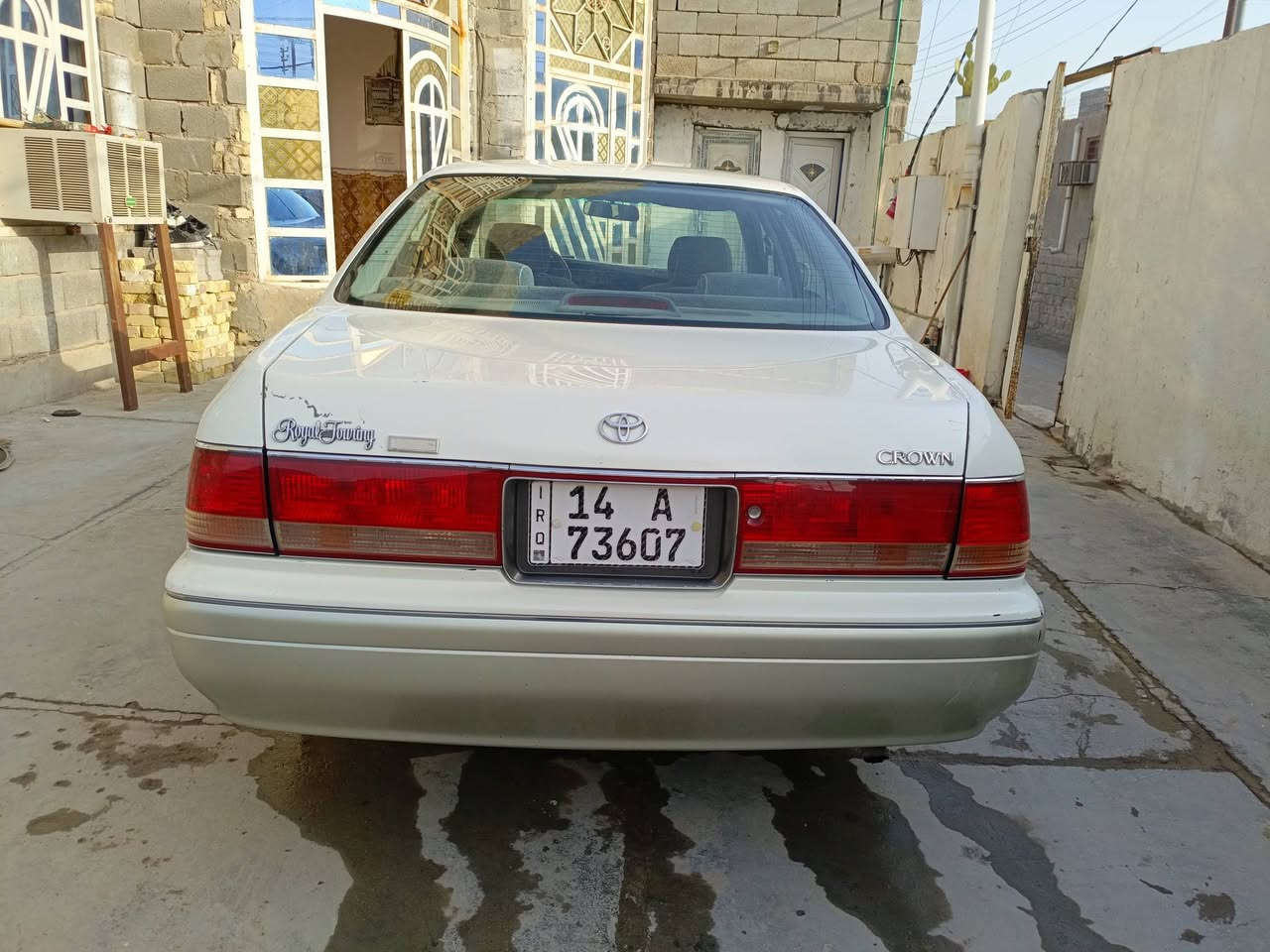 السلام عليكم ورحمه الله سياره للبيع موديل ٩٥كفاله گص ونقل كير ومكينه وتحويل وغرامات ولعيب الشرعية  العنوان بصره  ***********
