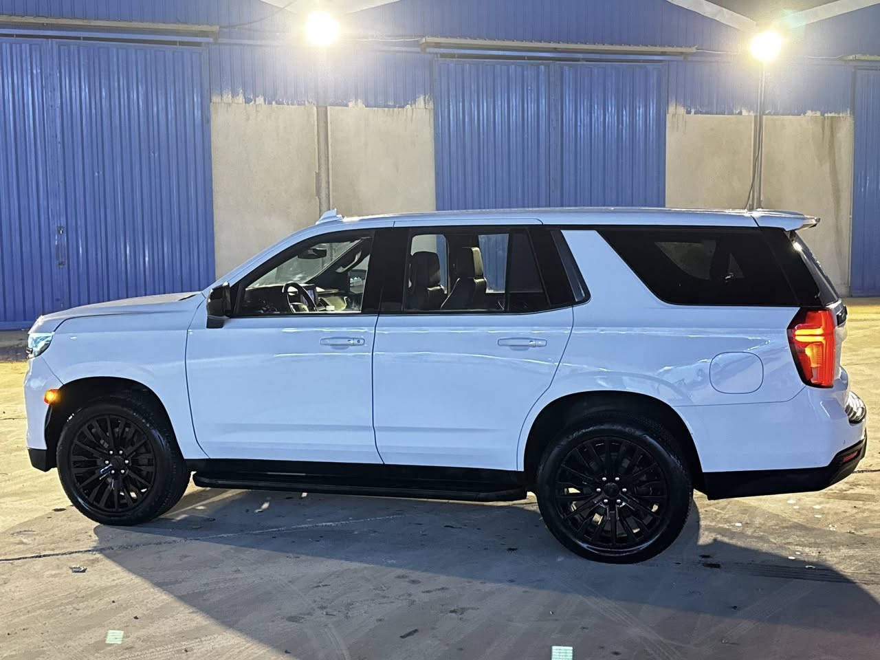 #كوبارت_ميسان_الاقدم_في_ميسان
شيفروليه تاهو 2023 LS مميزه جداا🔥🔥🔥🔥
__________________________________________
ضررها البنيد فقط ففط لا دواخل ولا راديتر ولا شاصي كله مكفول فقط بنيد صبغ🔥🔥🔥✅

#دخول_جديد  ومرقم بغداد وكامل تحويل بالاسم✅
جاهزه من جميع النواحي وبحالة الوكالة✅

ايرباك الدركة فقط ضارب فقط وراجع بلادي✅
السعر مناسب جداا فقط للجاد بالشراء 🔥🔥
مكان السياره #ميسان_العماره
#القطاع_شارع_نعمة_الريفي
#للاستفسار__والتواصل***********
