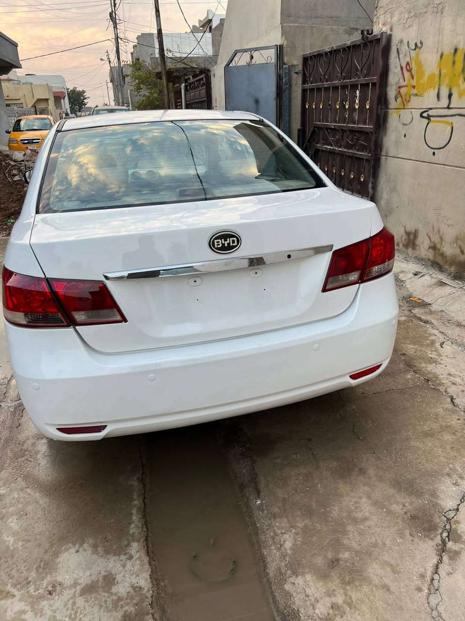 السلام عليكم
بي واي دي 3G  مزايده وزاره الداخليه  شرط كتاب الترقيم والوكالة تسجيلها يكلف 300 الف فقط كير اوتوماتيك صبغ عام جماليه كير محرك 

خير من الله صدر امامي خلفي جديد السياره جاهزه 70%

المكان كركوك السعر 5 ملايين ونص قفل
***********
***********
