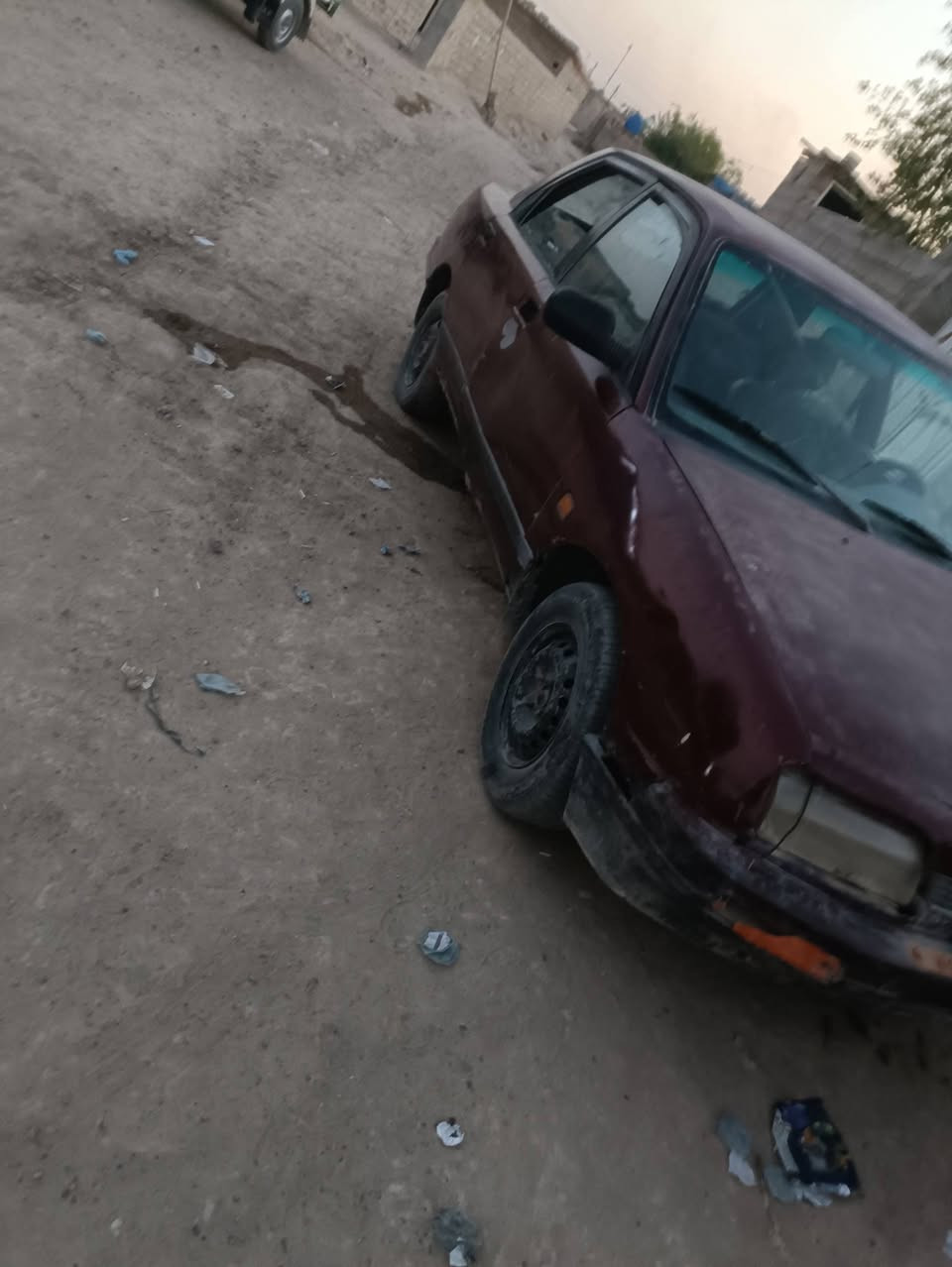 ب700 الف وبيه مجال سياره تشتغل وكلشي مابيه رقم فحص سنويه ***********
