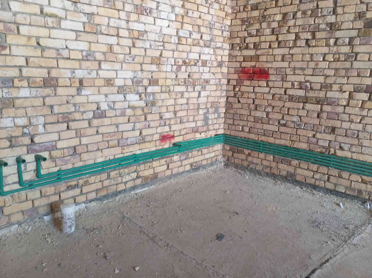 احد أعمالنا في الدوانية التقيه تأسيس ماي ومجاري تقطير السبالت منظومه ارظه منظومه أطفا *********** ***********
