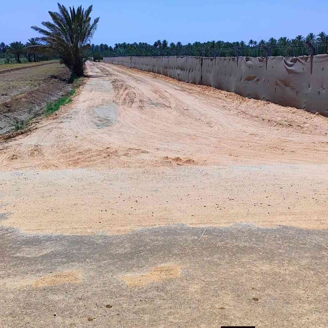 عقار مميز في كربلاء💯
✅دونم ونص للبيع واجهة 24 م
طابو سند 25 تحويل بالطابو 

✅️متوفرة كافة الخدمات
تبليط، ماء، كهرباء، مدارس

✅️الموقع كربلاء - منطقة 
الزبيلية( قرب مدرسة الحكمة )
يبعد عن شارع رابط الزبيلية 5 كيلو 
يبعد من مركز مدينة كربلاء 15 كيلو 

💰السعر 160 مليون عقاري كربلاء 

📞 إتصل الآن:  ***********
