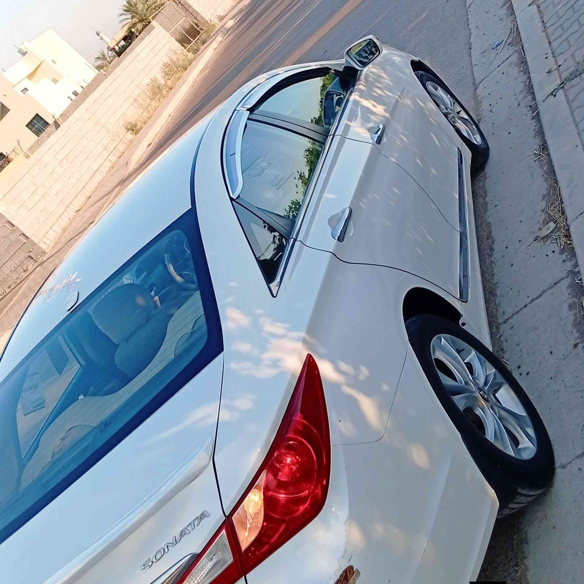 مكلف بالنشر 
السلام عليكم للبيع سوناتا 2011 خليجي رقم صلاح الدين بسمي.بيها قطعتين تبديل بلادي بدون دواخل 
محرك 2400 نظيف كير مكفول 
السياره جاهزه مابيها اي نقص 
السعر 105 مكان السياره صلاح الدين قضاء بلد 
***********
