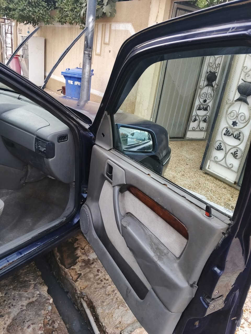 فكترا 1995 سيارة وارد ياباني اربع جامات كهرب ويلكبات 5 السيارة 16 نوزل مابيها كوبون تحولها باسمك يطلع كوبون السيارة بدون صبغ بدون حداددية وضع شركة الدوائر يرادلهم حدادية السعر 36 وبي مجال  رقم بغداد تحويل بل موصل 
***********+ واتساب مكانة الموصل

‭0773 563 5266‬
