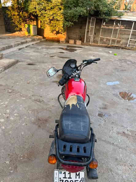 السلام عليكم دراجة بوكسر موديل ٢٠٢٣ مابيهة اي نقص دراجة كاملة مكانهة بغداد الشعلة السعر مليونين ونص وبيهة مجال للتواصل ***********  غير متواجد خاص اتصال او واتساب
