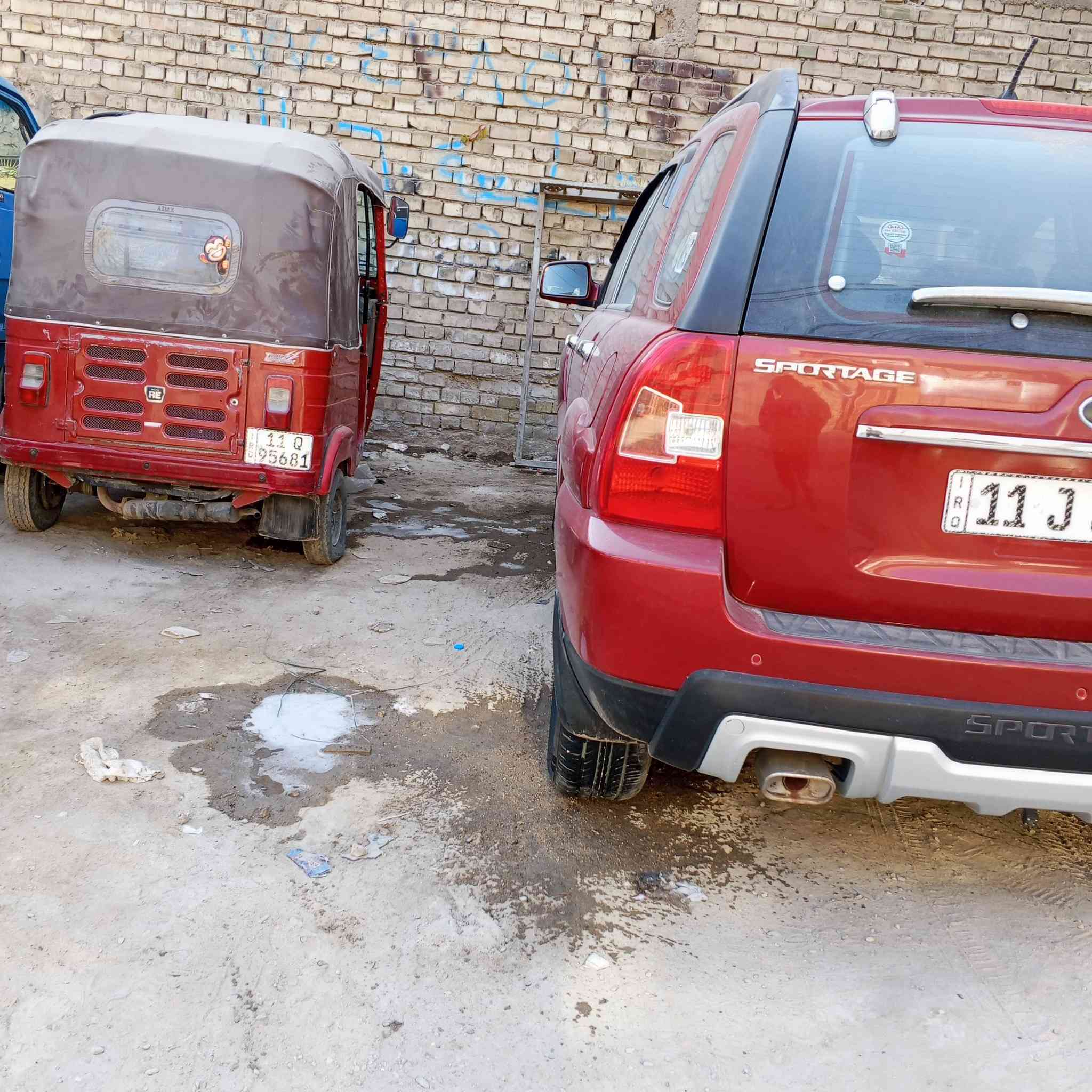 سلام عليكم سياره سبورتج للبيع موديل 9 سياره جديده قطره صبغ مابيه سياره ماملعوب بيه  برغي مكينه كير بل جيس مكينه 2000 سياره خير من الله تبريد ثلج سياره جديده هاذه رقمي فقط اسيا ***********
