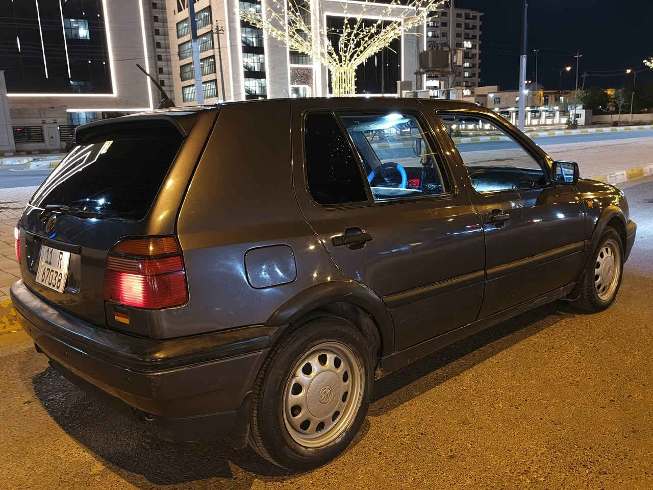 السلام عليكم
كولف للبيع موديل 1992 كير اوتو محرك 2000 السياره مصبوغة للجماليه تبريد شغال جام كهرباء السياره ما ناقصه شي 

موقع السياره الانبار الفلوجة

السعر ( 46 )  بيه مجال بسيط

*********** اتصال فقط
