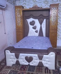 موصل الجانب الايسر • غرفة ٥ أبواب • نظيفة