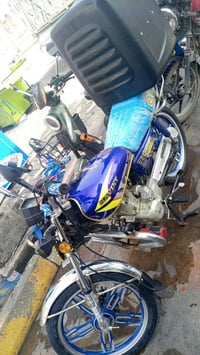 دراجه ايراني للبيع رقم وسنويه وباسمي المحرك مفتوح السعر مليون و ١٠٠ قف...