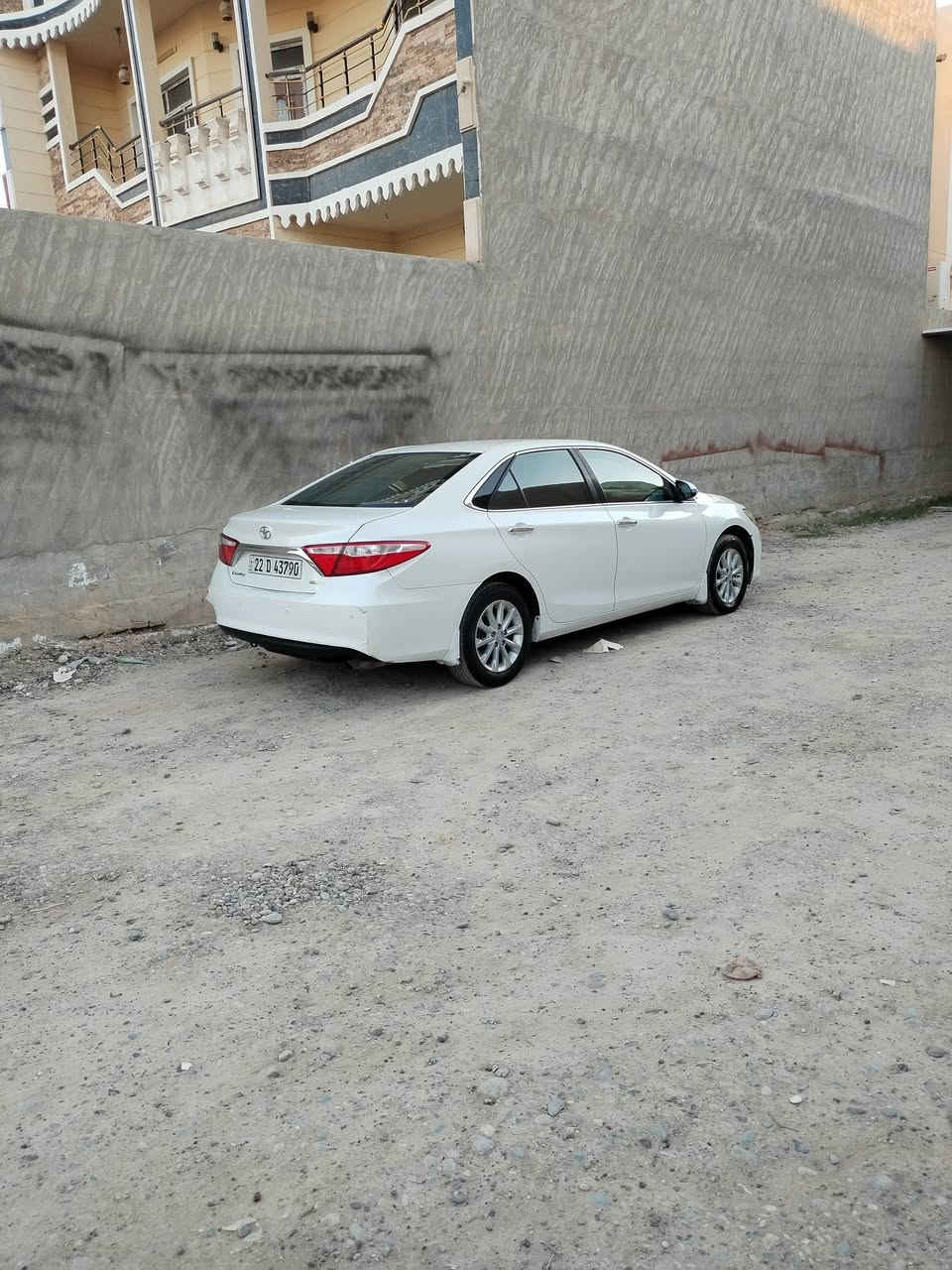 كامري خليجي 2017 بس القماره مرشوشه رش بدون معجون وبدون تعديل شرط بس رش والباقي كفاله عامه 
ماشيه 145ميل شرط كير محرك صدر تخم تاير جديد السياره جاهزه من كلشي اريد مراوس حسب القناعه شعندك نزل بتعليقات معا السعر وتحياتي الجميع ***********
