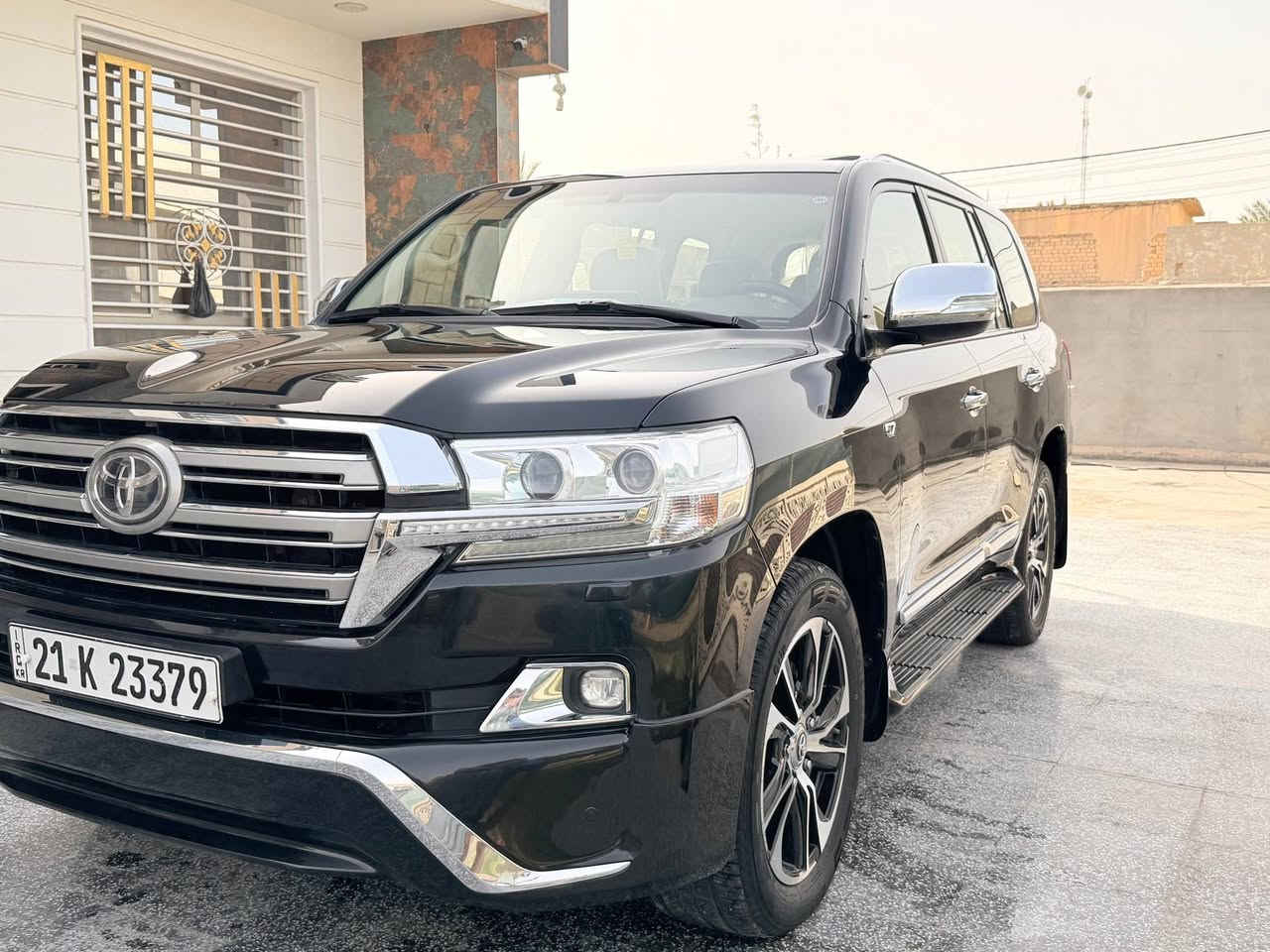 السلام عليكم للبيع لاندكروز موديل ١٨فول مواصفات محرك٨ حجم ٤٦٠
 بريم
مكفوله كفاله من الصبغ والتبديل  عده بارد بلجاملغ الامامي موضح  اربع أصابع  بسونار. 
رقم سليمانيه السعر ٤٧٥ للاستفسار *********** ***********
