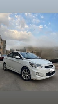 اكسنت • موديل ٢٠١٣ • للبيع