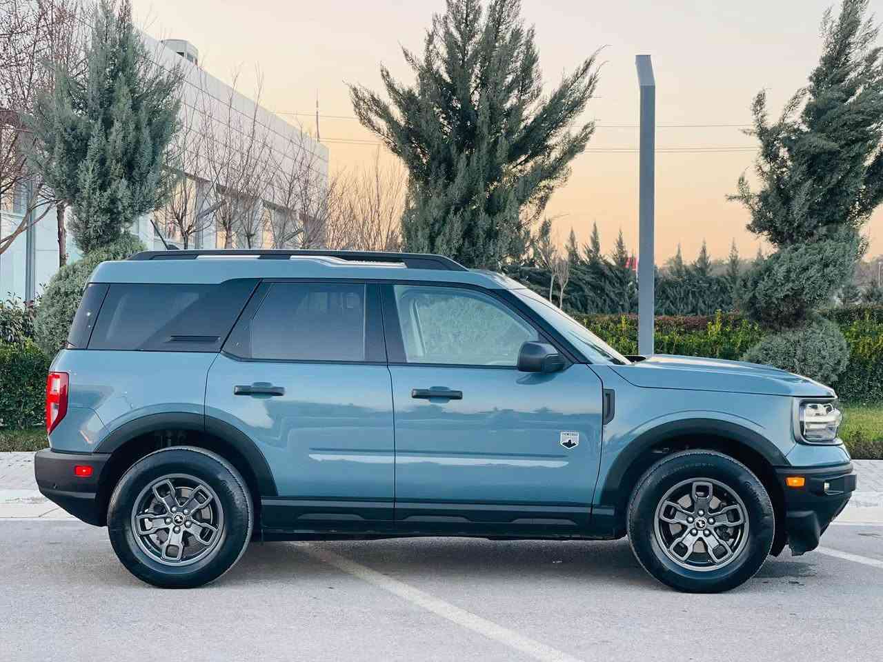 فۆرد برۆنکۆ 2022 سپۆرت کەنەدی مواسەفات بیگ باند 

سعر بلاش خوار هەموو بازاڕ : 148$ و معامەلەیەکی کەم 

مەکینەی ١٥ ی تۆربۆ 181 هۆرس پاوەرە و
 دەبڵ ئەکسل و سەیارەکە زۆر تازەیە 
تەنها ٢٠ هەزار کیلۆمەتر ڕۆشتووە 
بۆیاخی نیە چاڵ و شوخت و ساردی نیە 
تەنانەت دەعامیش بۆیاخ نیە 
دەعمی قورسی نیە تەنها بۆنیت گۆڕاوە بە بیلادی
 ئەرباکی سوکان تەقیوە شەریکە دانراوەتەوە
 ناوی هیچ نەگرتووە 
مواسافات بەسمەی سویچ و دەرگا و 
کۆدی سەر دەرگا و شەغال و گێڕ ماوس
 و ئۆتۆ ستارت و ئۆتۆ هۆڵد و شاشە
 لەمس و کامێرا و ڕاداری پێشەو و ڕادار ئاوێنە و
 لاتەنیشت و خەتی جادە و برێکی بەسمەیە 
و پێنج مۆدی لێخوڕین و کوشن هیتەر و 
کارەبای و لایت زینۆن و لایت پێش و 
دواوە لیدە و بلاجکتۆر و ویل کرۆم و
 تولی سەقف و سوکان ڤۆلیۆم و تەحدید سورعە 
و تەلەفوون و ئۆکس و فلاش و وایەرلێس چارج .
و کار پلەی و تاقمێکی تایەی شەریکەی لە ژێردایە 
و پاتری تازە گۆڕاوە
ژمارە کاتیەو دوو مانگی لەگەڵە بۆ ڕەقەم کردن

ژمارەی خاوەنەکەی 
0772 531 4474 
‎تێبینی: سەیارەکە مواسەفات کەنەدیە ڕەسمی دەعمی نیە ئەوەش ڕەقەم شانسی 

1‏3FMCR9B65NRD5665 السليمانية, العراق
