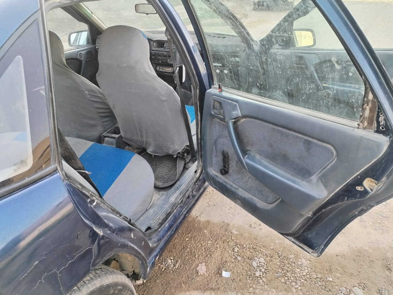 للبيع أوبل فكترا
🚗 أوبل فكترا، اللون أزرق غامق.للبيع سيارة اقتصادية، استعمال يومي، اللون أزرق غامق، مظهرها جيد بالنسبة لعمرها مع بعض آثار الاستخدام الطبيعية. السيارة جاهزة للمعاينة، والسعر قابل للتفاوض بالمعقول. للاستفسار يرجى التواصل.***********
