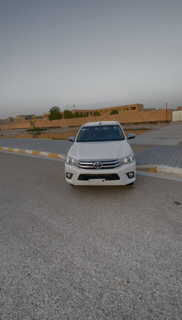 سلام عليكم
اللبيع تيوتا هايلوكس مديل 2025.  بدون رقم  
بيه صبغ بل الهلال مال جاملغ لامامي 
 كير اوتماتيك 
شاش
حساس 
كشاف
 مكانه واسط 
***********
