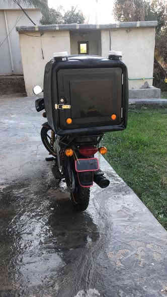 سلام عليكم بوكسر كلاسك 2020 محرك مامفتوح اي نقص مابيه والله خير من الله وراق كامله كمرك متفوع  مكان بغداد.المحموديه  السعر 1250وبيه مجال   ***********/***********
