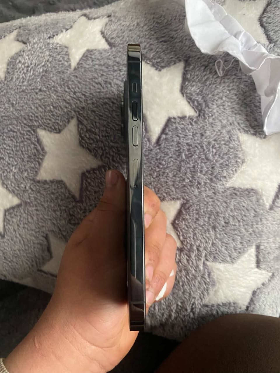 ‏السلام عليكم أيفون 13 برو ماكس ذاكره 256شرط النظافه الجهاز وضع وكاله بس بطاريه مصعده 97السعر 750  📞***********
