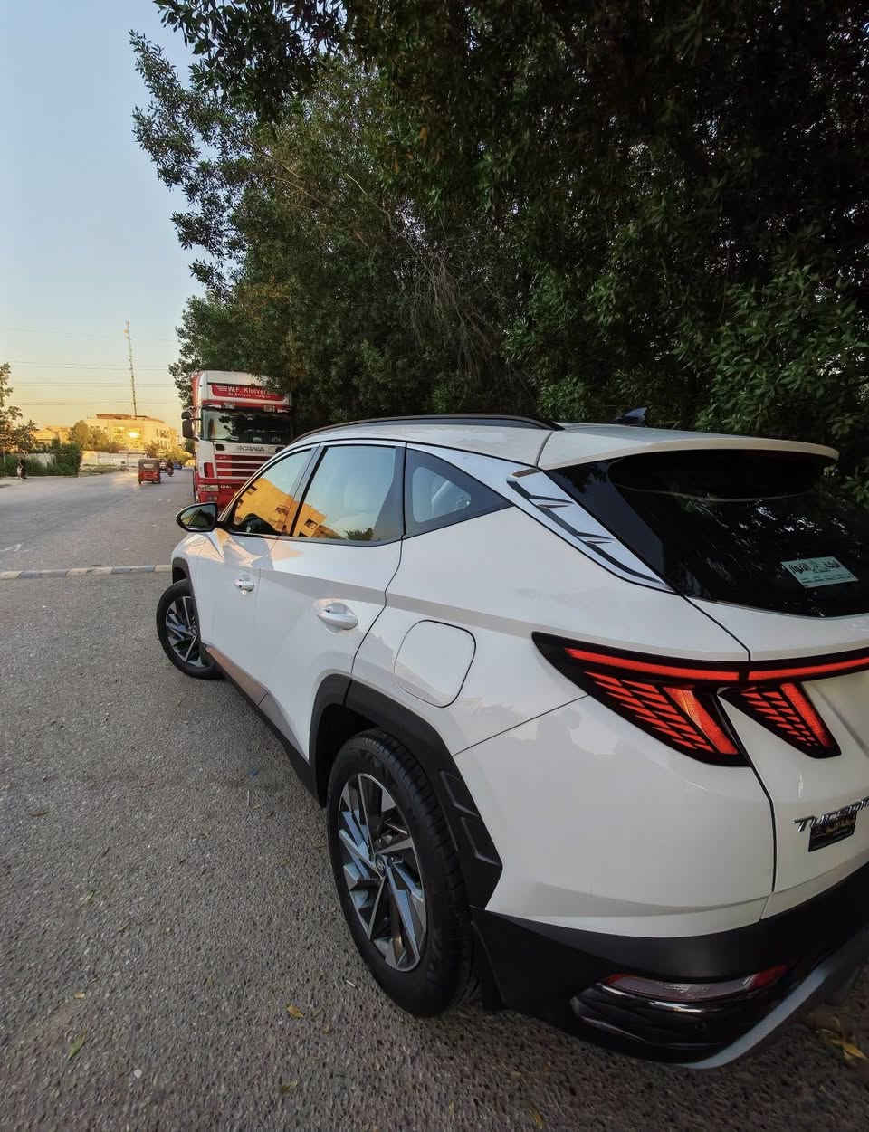 🚘 للبيع:هيونداي توسان 2024

▪️ وكالة – كفالة عامة
▪️ فول مواصفات عدا الفتحة
▪️ اللون: الداخل أبيض مميز 🤍
▪️ رقم بغداد
▪️ السيارة نظيفة وجاهزة للاستخدام
سونار سيارة مرفق مع الصور 
💰 السعر: 21,500 دولار
وبيهة مجال 
📍 الموقع: بغداد

📞 للاستفسار والاتصال:
***********
