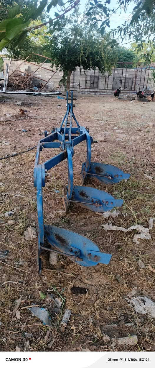 سێگاسن فاو ڕە قەم 11 دووڕاستە ی شگاوە جوان چاک کراوەتە وە سعر 8 گە ڵاو نیو شوێن چە مچە ماڵ ***********
